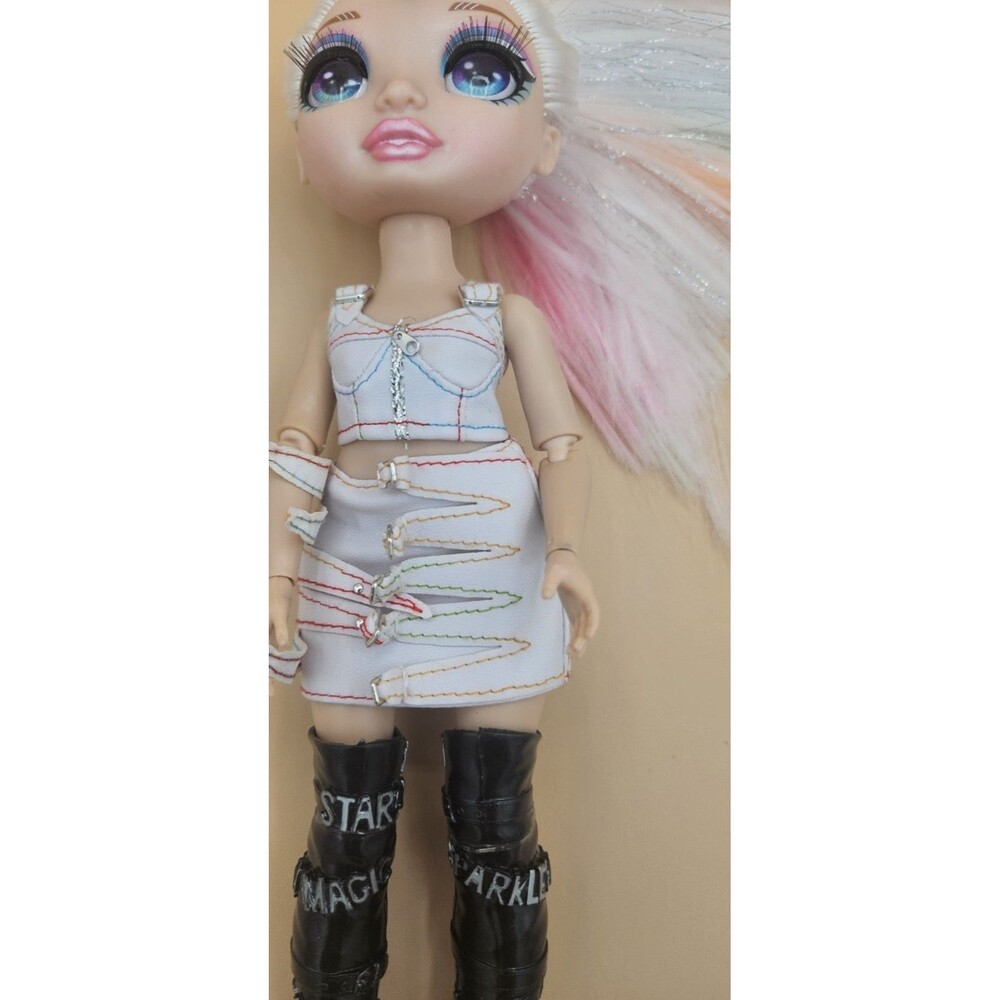 Rainbow High Amaya Raine 10" Fashion Doll Long Rainbow Hair Jointed MGA - Picture 3 of 6
